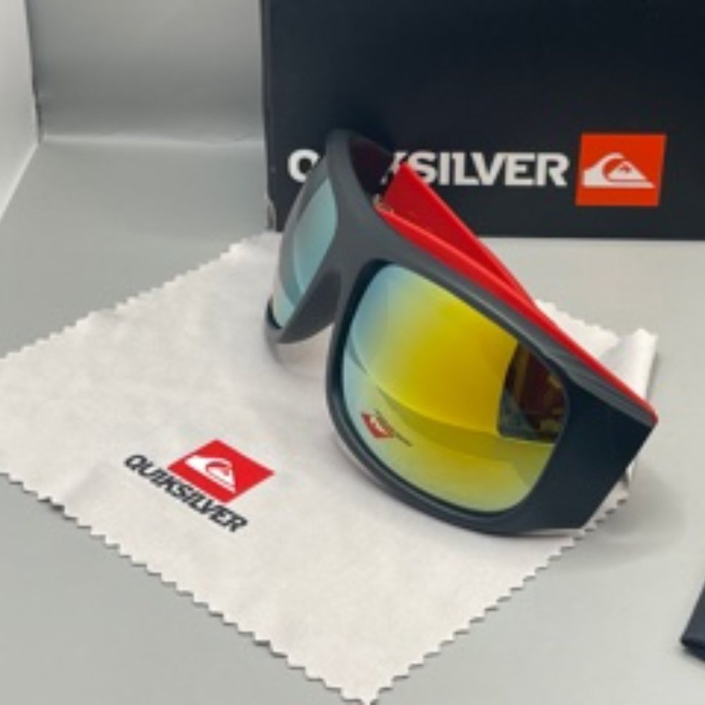 Quiksilver Sunglass Set DISCOUNTED SHIPPING - Picture 3 of 4